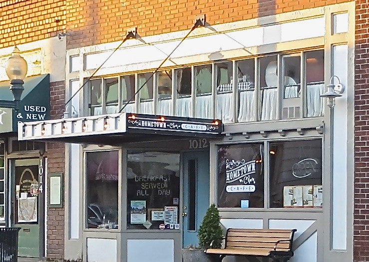 Walking Main,... 1012 Main Street, Sumner Washington Clio